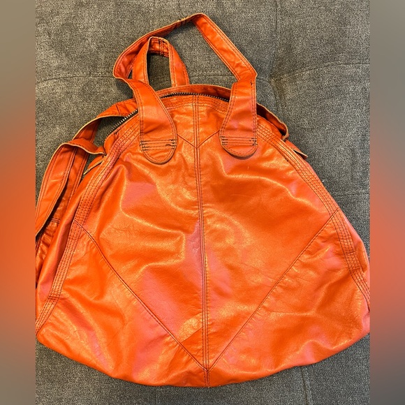 RARE: EUC Ashley Watson Plover Recycled Leather Convertible Crossbody Handbag - Picture 5 of 6